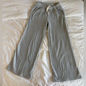 Aerie Light Gray Waffle Knit Lounge Pants